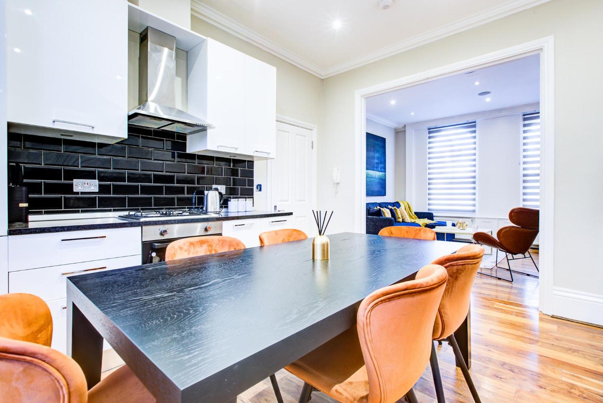 Hybrid Resi - London, Battersea Near Power Station London